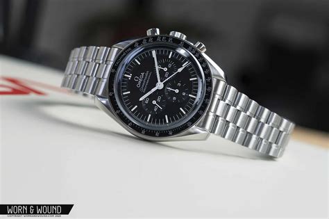 omega speedmaster professional water resistance|Omega Speedmaster professional lug to.